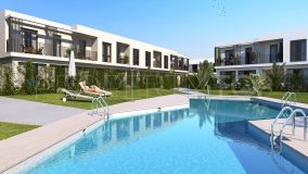 Spacious 4 bedroom frontline golf townhouses for sale in San Roque