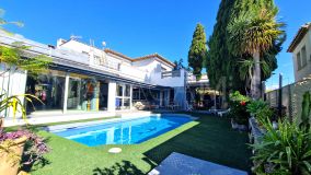 Villa for sale in Estepona Golf, Estepona Väst