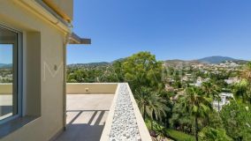 Penthouse for sale in Las Brisas del Golf, Nueva Andalucia