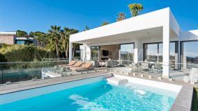 Villa for sale in Benahavis