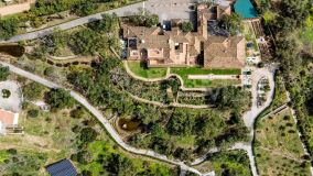 Villa for sale in La Mairena, Marbella Öst