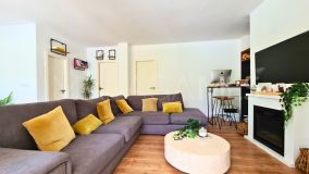 Villa for sale in La Duquesa, Manilva