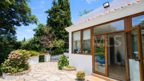 Villa for sale in La Duquesa, Manilva