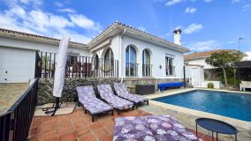 Haus zu verkaufen in La Duquesa, Manilva