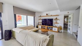 Hus i byn for sale in La Duquesa, Manilva