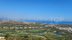 For sale penthouse in Finca Cortesin