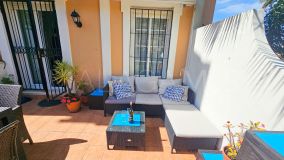 Parhus for sale in Casares Playa