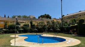 Doppelhaushälfte zu verkaufen in La Alberdina, Estepona Ost