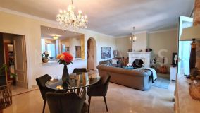 Ground Floor Duplex zu verkaufen in La Perla de la Bahía, Casares