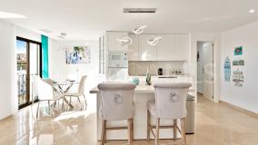 Apartamento en venta en Puerto La Duquesa, Manilva