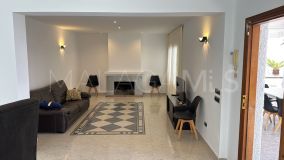 Maison for sale in Buenas Noches, Estepona Ouest