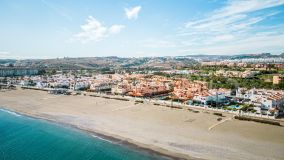 Town House for sale in Marina de Casares