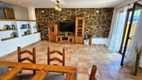 Maison de Ville for sale in Casares Playa