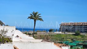 Maison de Ville for sale in Casares Playa