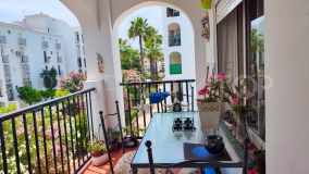 For sale apartment in Sabinillas
