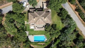 Buy villa in Los Altos de Valderrama