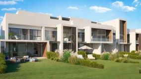 3 bedrooms town house in San Roque Club for sale
