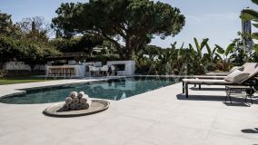 Villa for sale in Hacienda las Chapas, Marbella Öst