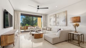 Erdgeschosswohnung zu verkaufen in Los Arqueros, Benahavis