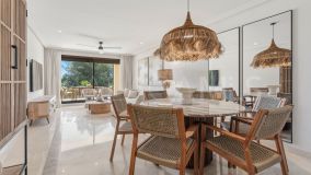 Erdgeschosswohnung zu verkaufen in Los Arqueros, Benahavis