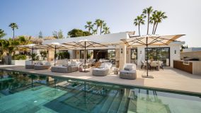 Villa zu verkaufen in Aloha, Nueva Andalucia