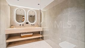 Apartment for sale in Jardines de Andalucia, Nueva Andalucia
