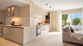 Apartment for sale in Jardines de Andalucia, Nueva Andalucia
