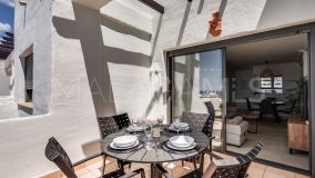 Duplex Penthouse for sale in La Resina Golf, Estepona Est