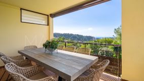Apartamento en venta en Los Arqueros, Benahavis