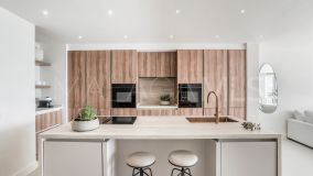 Markplanslägenhet for sale in Nueva Andalucia, Marbella