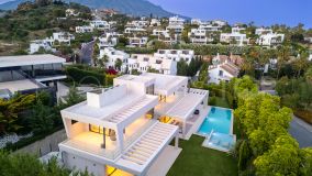 Very modern luxury villa in the heart of Nueva Andalucia