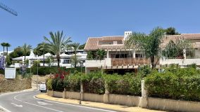 Duplex Penthouse for sale in Rio Real Golf, Marbella Est