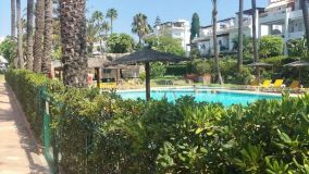 Apartamento Planta Baja en venta en Cortijo Blanco, San Pedro de Alcantara