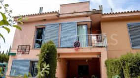 Doppelhaushälfte zu verkaufen in Los Naranjos, Nueva Andalucia