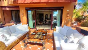 Zweistöckiges Penthouse zu verkaufen in La Alzambra, Nueva Andalucia