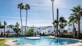 Maison de Ville for sale in Linda Vista Baja, San Pedro de Alcantara