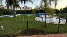 Markplanslägenhet for sale in Altos del Rodeo, Nueva Andalucia