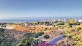 Flat for sale in Calahonda, Mijas Costa