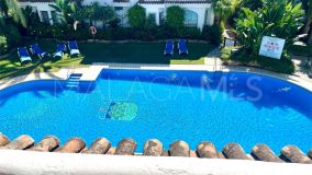 Zweistöckiges Penthouse zu verkaufen in Los Naranjos de Marbella, Nueva Andalucia