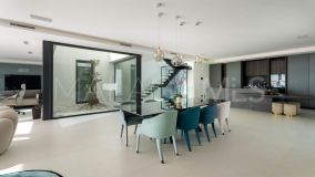 Villa for sale in Paraiso Alto, Benahavis