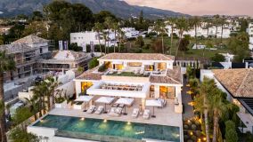 Villa zu verkaufen in Aloha, Nueva Andalucia