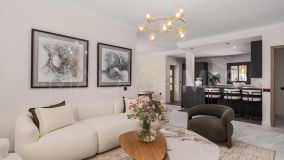 Villa for sale in Altos del Rodeo, Nueva Andalucia