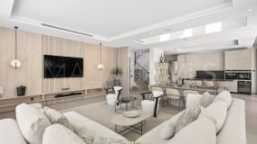 Villa en venta en La Cerquilla, Nueva Andalucia