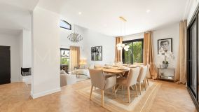 Villa for sale in Marbella Country Club, Nueva Andalucia