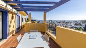 Blue Topaz: Exclusive Living with Panoramic Views in Penthouse Los Jazmines