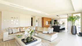 Zweistöckiges Penthouse zu verkaufen in Marbella Goldene Meile