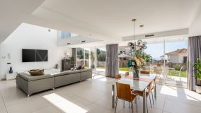 Villa for sale in Buena Vista, Mijas Costa