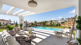 Villa for sale in Buena Vista, Mijas Costa