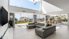 Villa for sale in Buena Vista, Mijas Costa