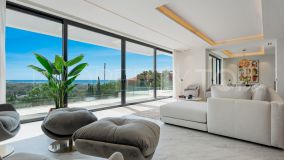 Villa de calidad de nueva construcción en la prestigiosa zona de Los Flamingos Golf, Benahavis.